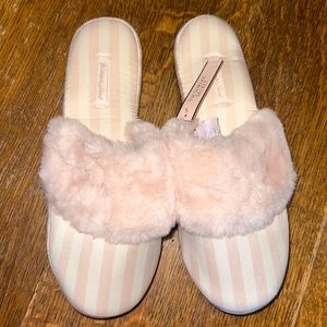 NWT Victoria Secret Slippers pink pinstripe pattern.